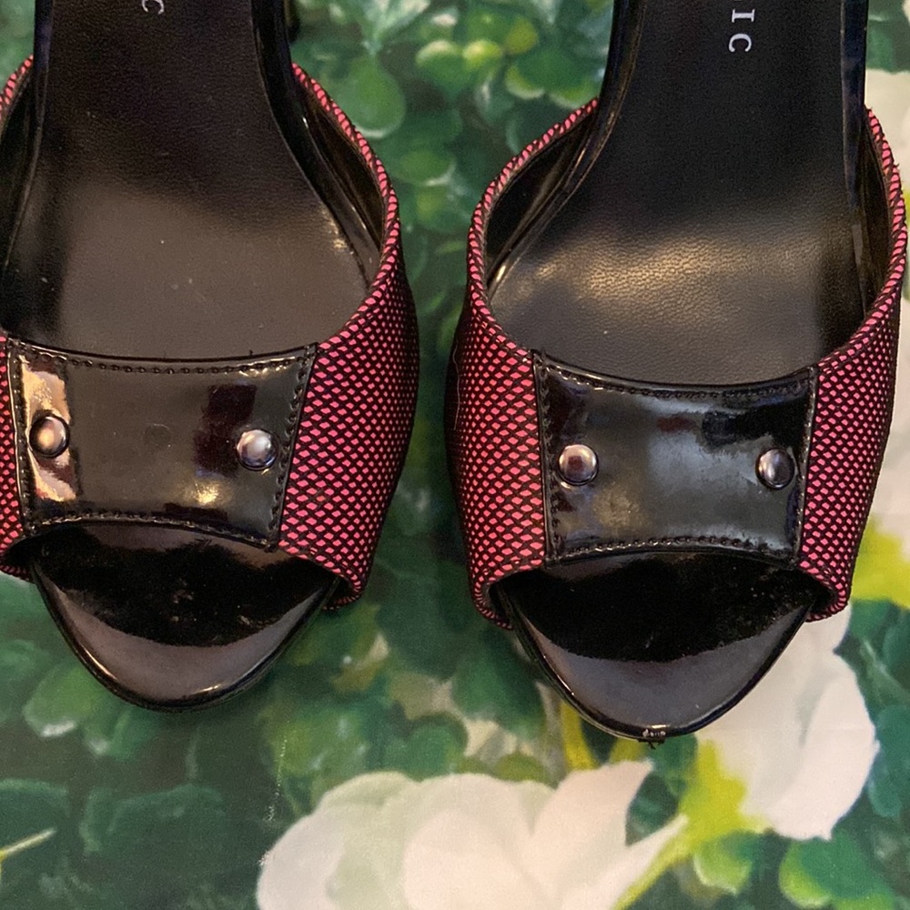 Just Fab/Rock and republic shoes. Three sets - size 8 medium - Picture 5 of 16